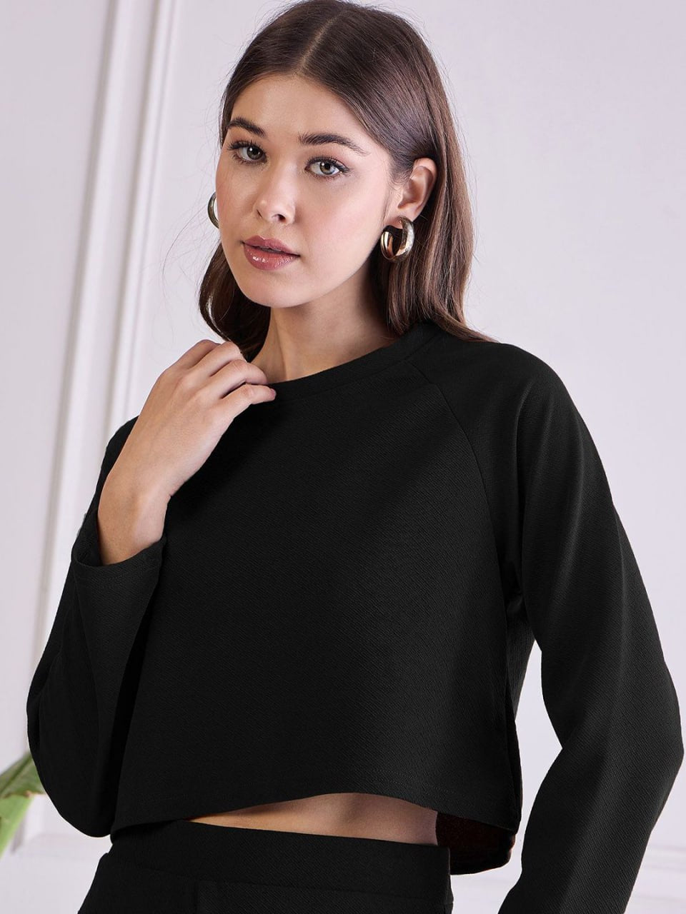 Women's Black Two-Piece Lounge Set - Long Sleeve Crop Top & Wide-Leg Pants