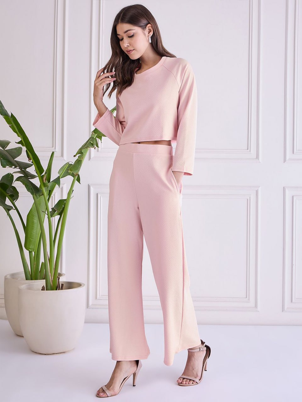 Women's Peach Two-Piece Lounge Set - Long Sleeve Crop Top & Wide-Leg Pants