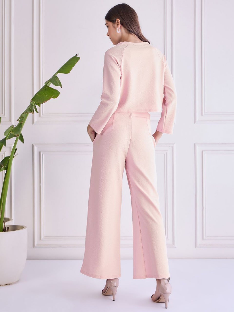Women's Peach Two-Piece Lounge Set - Long Sleeve Crop Top & Wide-Leg Pants